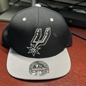 Spurs Mitchell & Ness Black and Gray Snapback Hat